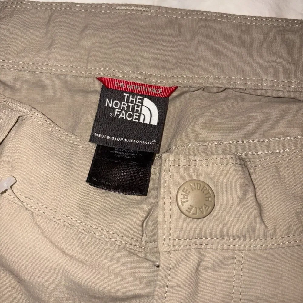 The North Face FlashDry Utility Shorts Men’s & XL T-Shirt Size 38